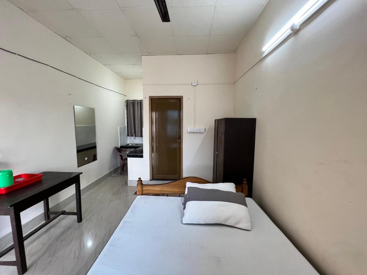 Atithya Lodge Γουβαχάτι Εξωτερικό φωτογραφία